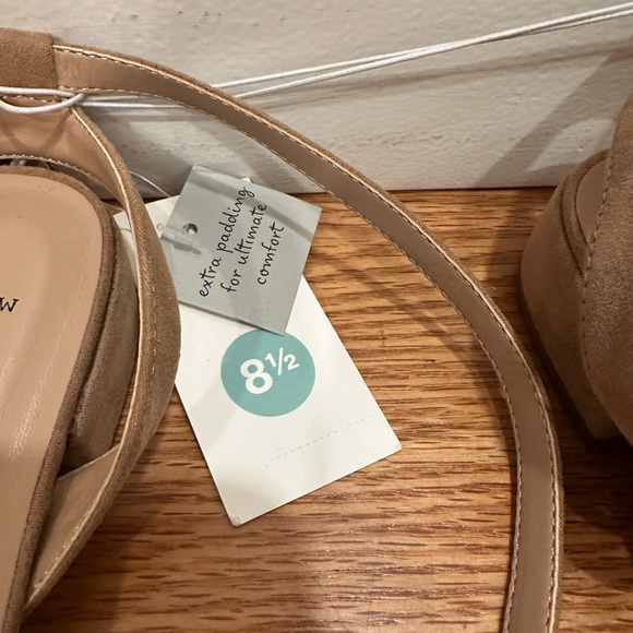 NWT A New Day Winona Ankle Strap Sandals, Taupe, Women’s 8.5 - Picture 2 of 7